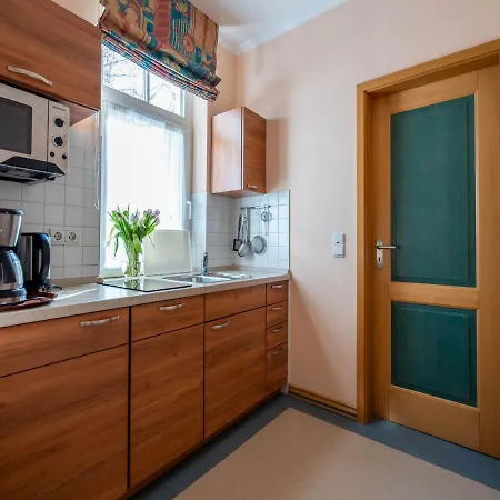 Strandvillen - Mit Meerblick, 2 Schlafzimmern Und Balkon Sv-613 宾茨